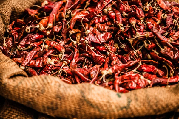 Pimenta vermelha no mercado asiático — Fotografia de Stock