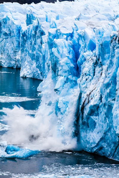 Utsikt över den magnifika glaciären perito moreno, Patagonien, argentina. — Stockfoto
