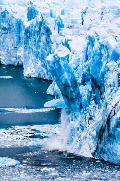 Θέα στον υπέροχο παγετώνα perito moreno, Παταγονία, Αργεντινή. — Φωτογραφία Αρχείου