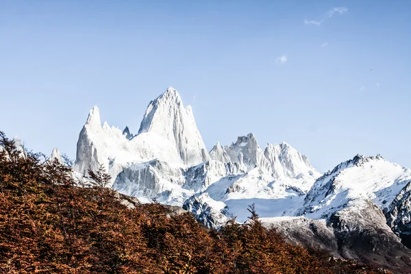 Paisaje natural con Mt. Fitz Roy en Parque Nacional Los Glaciares, Patagonia, Argentina — Foto de Stock