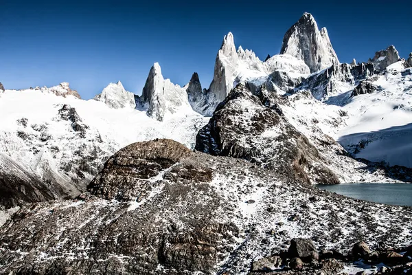 Přírodní krajina s mt. fitz roy v los glaciares national park, Patagonie, argentina — Stock fotografie