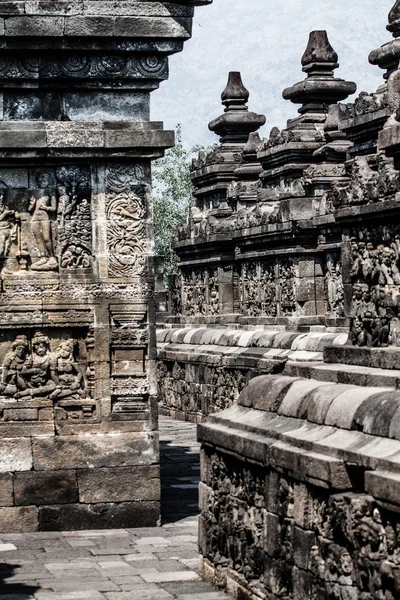 Templo Borobudur al amanecer. Yogyakarta, Java, Indonesia . —  Fotos de Stock