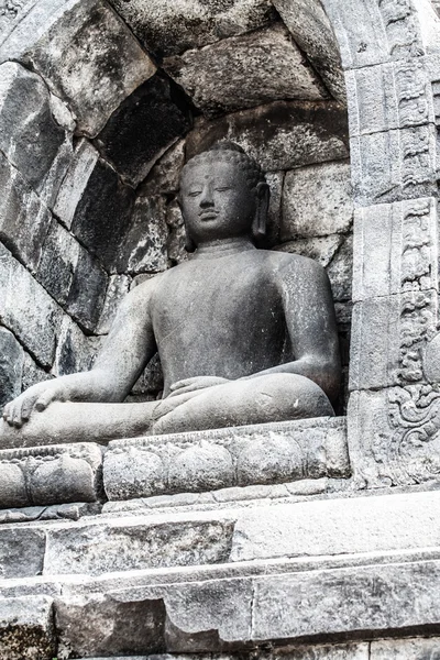 Borobudur Tapınağı'nda gündoğumu. Yogyakarta, java, Endonezya. — Stok fotoğraf