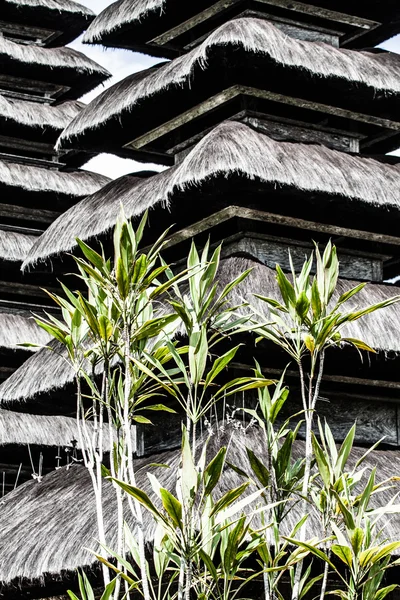 아름다운 푸라 타만아 유노 발리 사원, 전통 건축 양식으로 건축 — 스톡 사진
