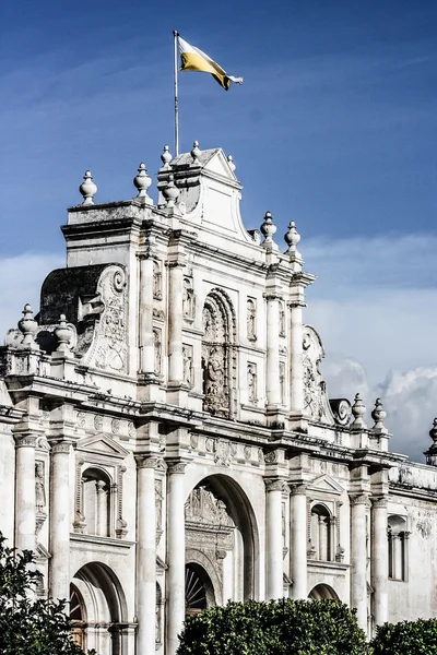 Typische Architektur in Antigua Guatemala — Stockfoto