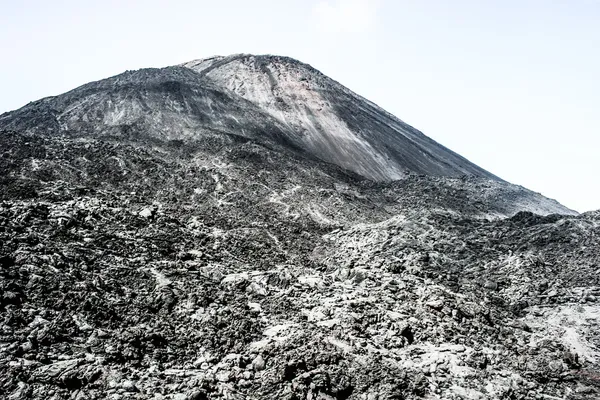 Вулкан Фуэго в Гватемале — стоковое фото