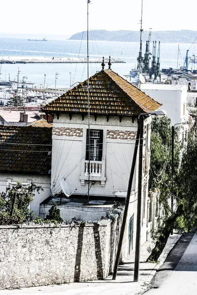 Tangier port view. Kuzey Fas şehrinde bulunan — Stok fotoğraf