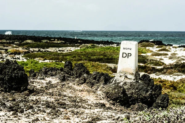 Bergen van brand, het nationaal park timanfaya in lanzarote eiland — Stockfoto