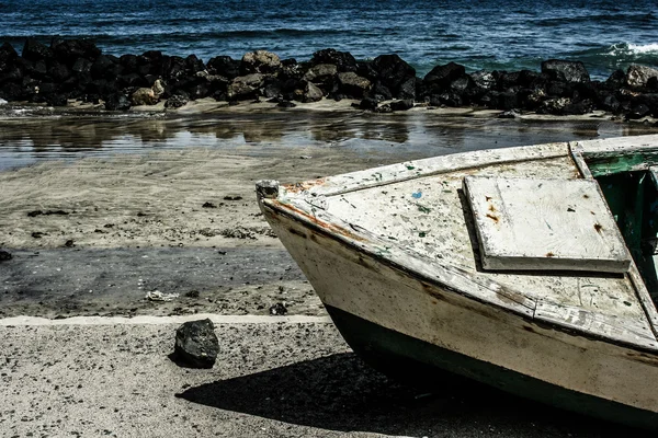 Fishing boats on the shore in Taganana village, Tenerife, Canary islands, Spain — Stock Photo, Image