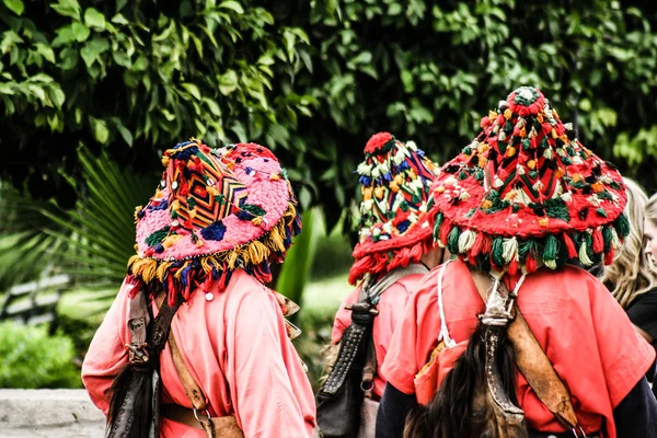 En ropa tradicional en Marrakech, Marruecos . — Foto de Stock