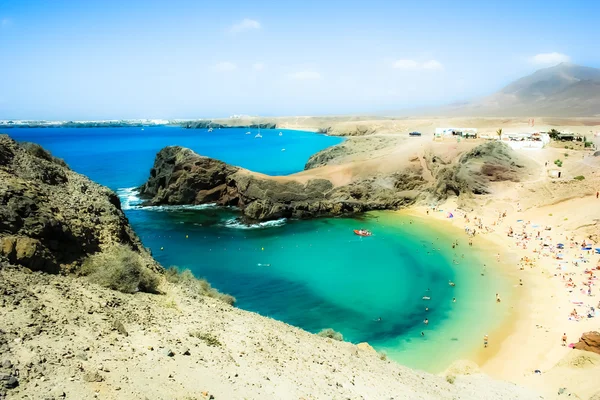 Vista na baía de Papagayo praia, Playa de Papagayo, Lanzarote — Fotografia de Stock