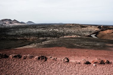ateş, lanzarote Adası timanfaya milli parkta dağlarda volkanik krater