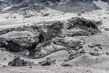 ateş, lanzarote Adası timanfaya milli parkta dağlarda volkanik krater