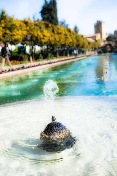 Jardins no Alcazar de los Reyes Cristianos em Córdoba, Espanha — Fotografia de Stock