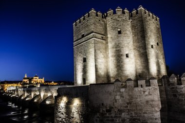 Calahorra kule, Roma köprüsü ve cami cordoba (İspanya), unesco tarafından dünya mirası isimli anıtlar bakıldı.