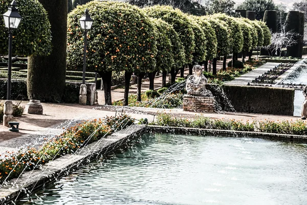 Gardens at the Alcazar de los Reyes Cristianos in Cordoba, Spain — Stock Photo, Image