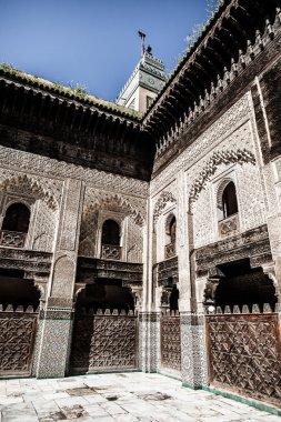 bu medreseler dini okul veya üniversite için İslam Dininin bir çalışma olduğunu.