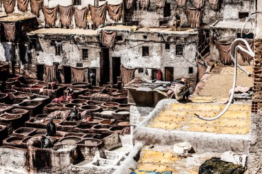 Fez'in Tabakhane renk ile eski tank boya deri, Fas, Afrika