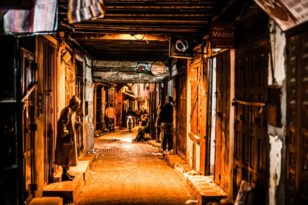 페 스 메디 나 (구시가지)에 있는 작은 거리. 모로코. — 스톡 사진