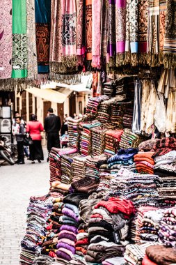 Fas ve berber halı parlak boyalar