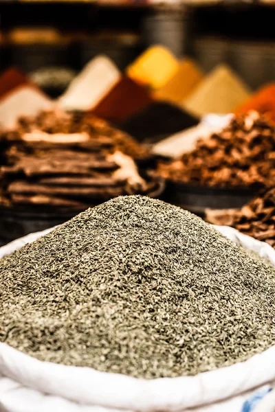 Traditional spices at Moroccan market — Stock Photo, Image