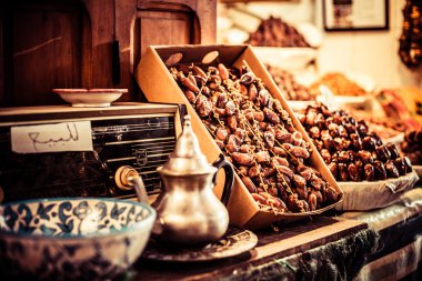 fındık ve kuru meyve fes, Fas souk Satılık