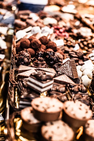Słynne słodkie cukierki rynku w barcelona, Hiszpania — Zdjęcie stockowe
