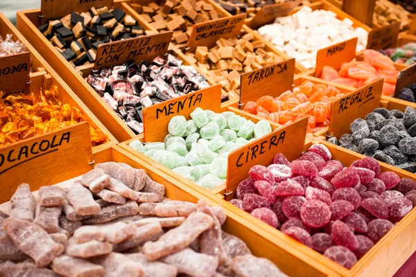 Doces no mercado em Barcelona — Fotografia de Stock