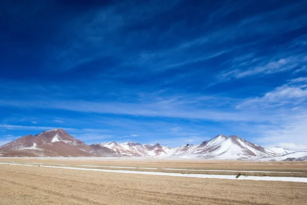 Pustyni i góra na altiplano, Boliwia — Zdjęcie stockowe