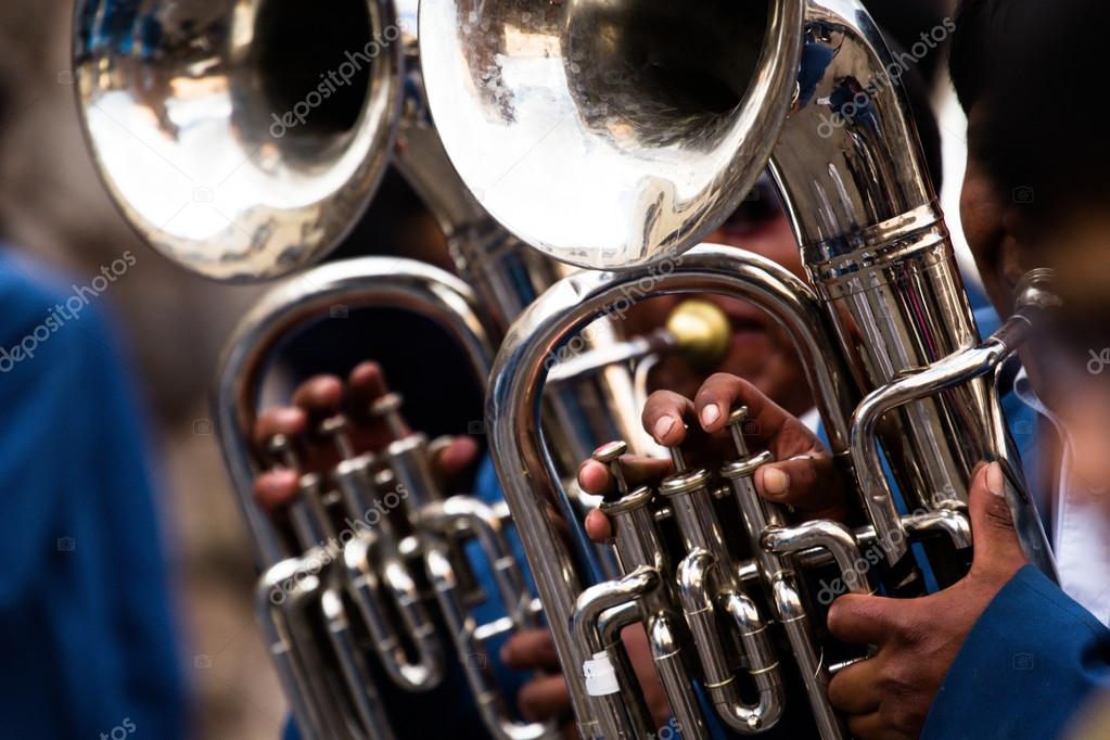 Trombone gigante deals