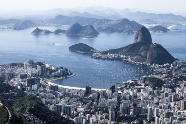 Rio de janeiro, Brezilya. Corcovado görüntülendi suggar somun ve botafogo Plajı