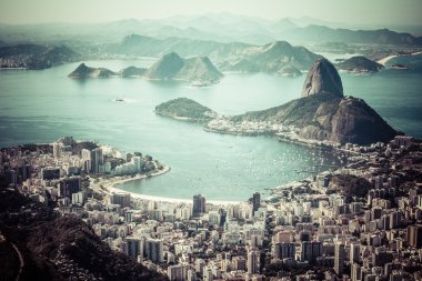 Rio de janeiro, Brezilya. Corcovado görüntülendi suggar somun ve botafogo Plajı