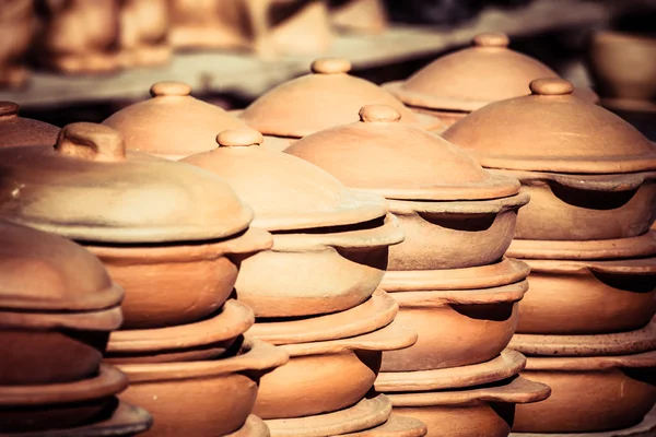 Céramique sur le marché local au Pérou, Amérique du Sud . — Photo