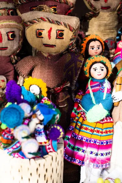 Tissu coloré au marché au Pérou, Amérique du Sud — Photo