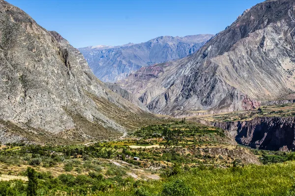 Peru, cotahuasi Kanyon. wolds en derin kanyon. — Stok fotoğraf