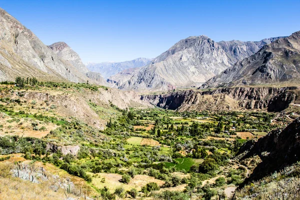 Peru, cotahuasi canyon. die tiefste Schlucht der Welt. — Stockfoto
