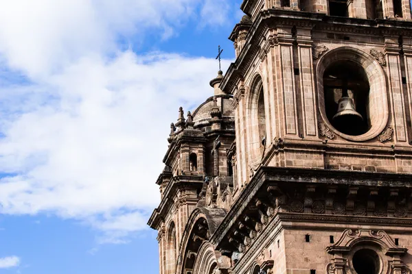 Kathedraal in de stad van cuzco, peru — Stockfoto