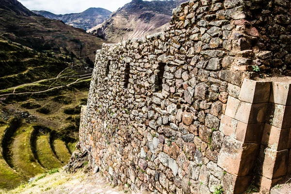 Peru, pisac (pisaq) - inca ruiny w dolinie święte w peruwiańskich Andach — Zdjęcie stockowe