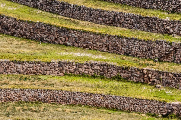 Peru, Moray, ősi inka körkörös teraszok. Valószínű van az inkák laboratórium, mezőgazdasági — Stock Fotó