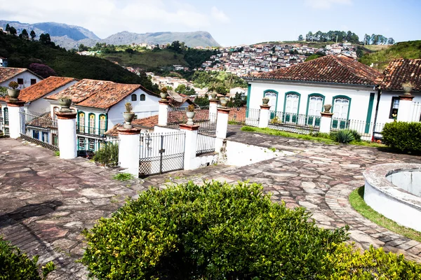 Veduta della città unesco patrimonio mondiale di Ouro Preto in Minas Gerais Brasile — Foto Stock