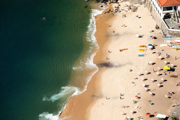Vista aérea de la playa de Urca y casas de barrio, Río de Janeiro, Brasil . —  Fotos de Stock