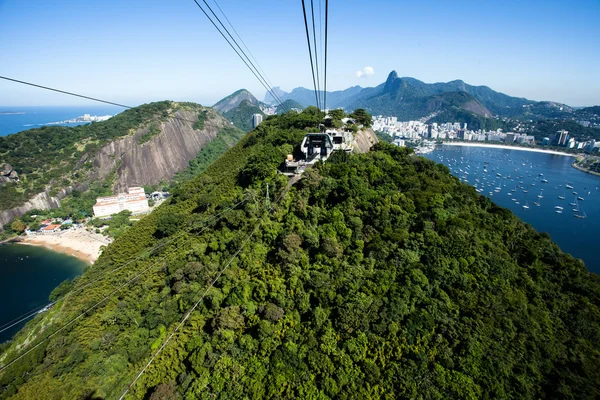 Kolejki linowej głowa cukru w rio de janeiro — Zdjęcie stockowe