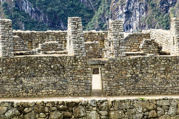 Machu Picchu, l'antica città Inca nelle Ande, Perù — Foto Stock