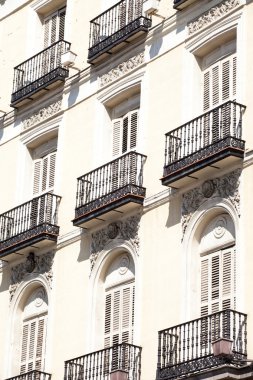 İspanya Akdeniz mimarisi. eski Apartman Madrid.