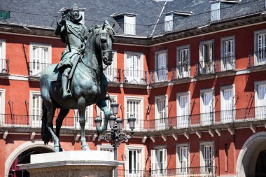 Bronz atlı heykeli Kral philip III 1616, plaza mayor madrid, İspanya'dan.