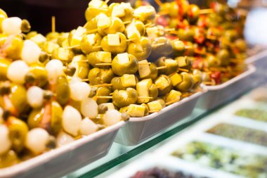 tipik İspanyol Gıda pazarı.