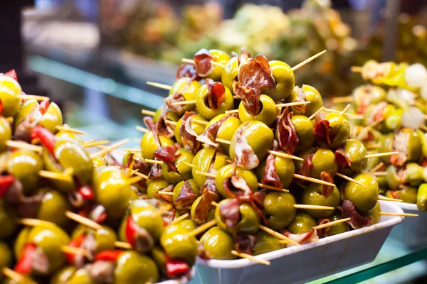 Mercado alimentar típico espanhol . — Fotografia de Stock