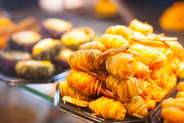 스페인 타파스 및 피 각 질의 빵 — 스톡 사진