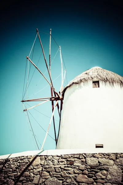 Szczegóły wiatrak na wyspie mykonos, Grecja. — Zdjęcie stockowe