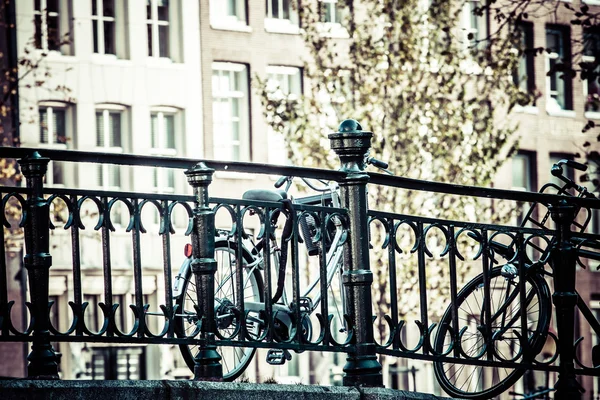 Amsterdamskich i rowery — Zdjęcie stockowe